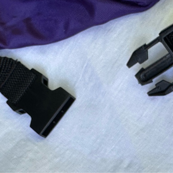 Vintage Purple Northwest Territory Fanny Pack with Suede Lining and 3 Pockets - Picture 7 of 11